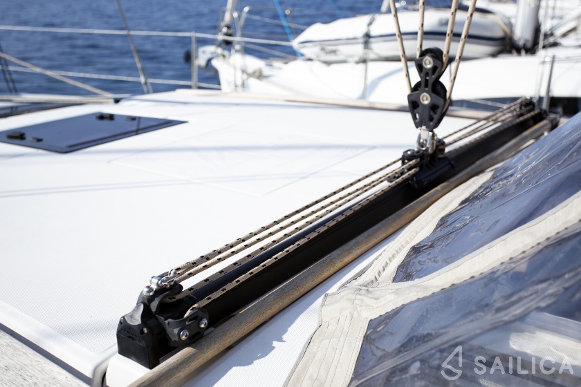 Dufour 412 GL - Yacht Charter Sailica