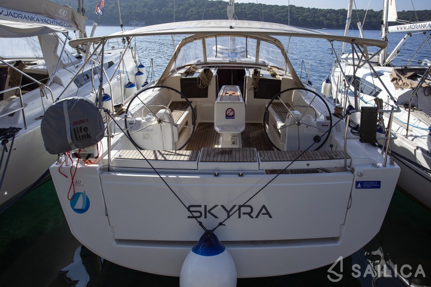 Dufour 412 GL - Yacht Charter Sailica
