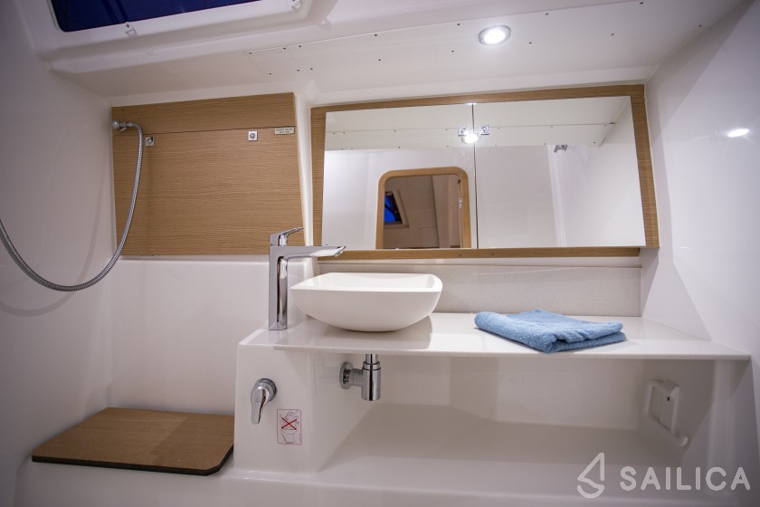 Dufour 412 GL - Yacht Charter Sailica
