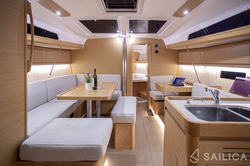Dufour 412 GL - Yacht Charter Sailica