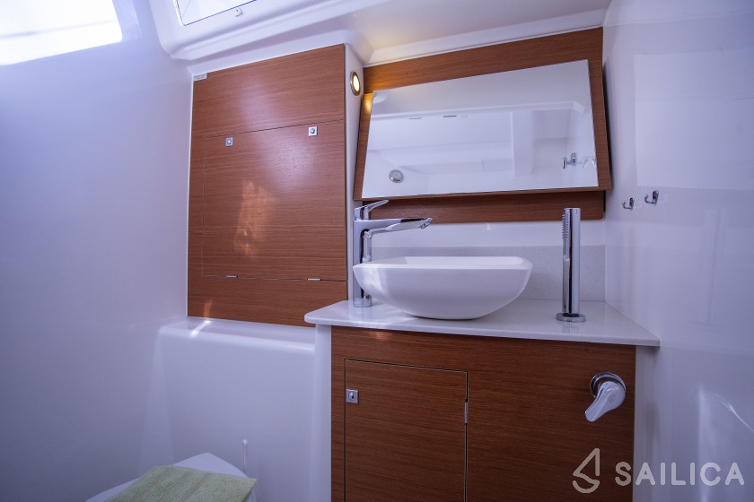 Dufour 460 GL - Yacht Charter Sailica