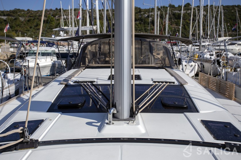 Dufour 460 GL - Yacht Charter Sailica