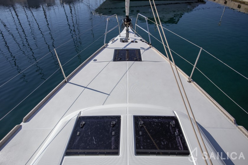 Dufour 460 GL - Yacht Charter Sailica