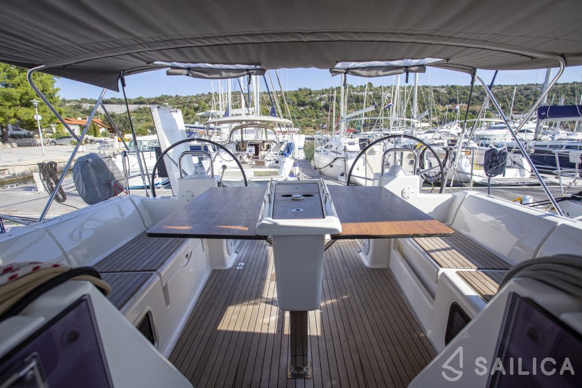 Dufour 460 GL - Yacht Charter Sailica