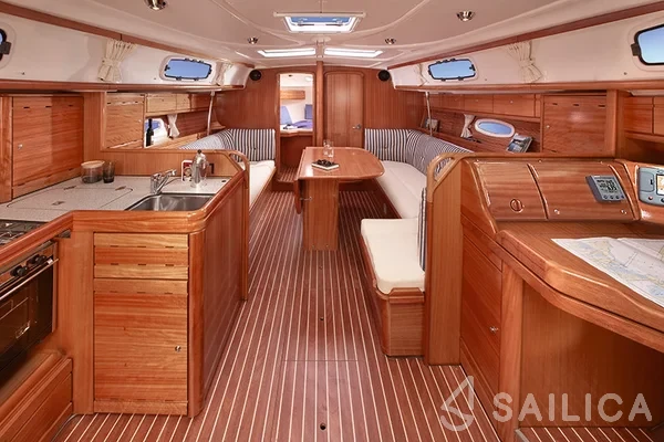 Bavaria 37 Cruiser - Yacht Charter Sailica
