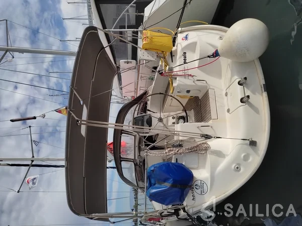 Bavaria 37 Cruiser - Yacht Charter Sailica