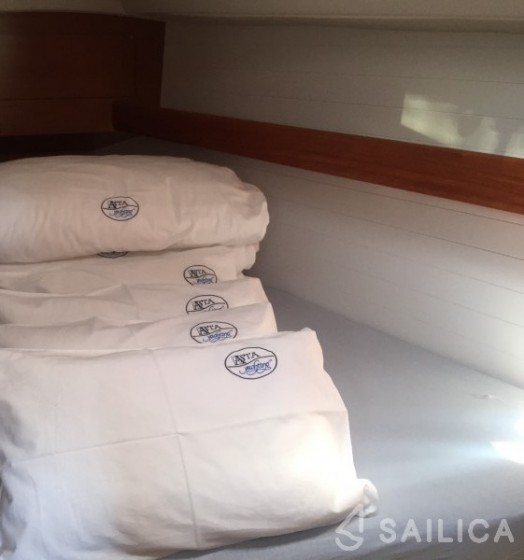 Bavaria 34 Cruiser - Yacht Charter Sailica
