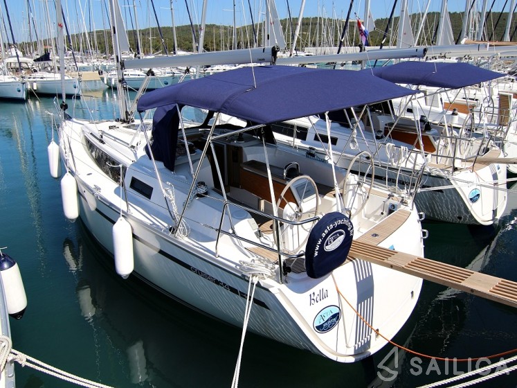 Bavaria 34 Cruiser - Yacht Charter Sailica