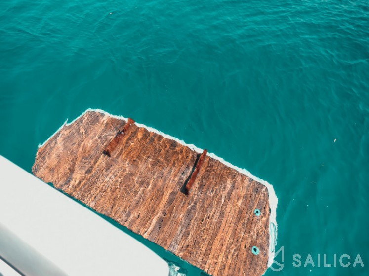 Bavaria R40 - Yacht Charter Sailica