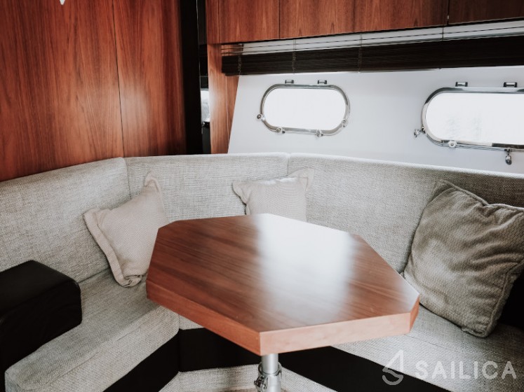 Sunseeker 64 - Yacht Charter Sailica