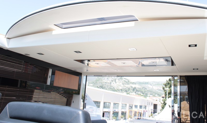 Sunseeker 64 - Yacht Charter Sailica