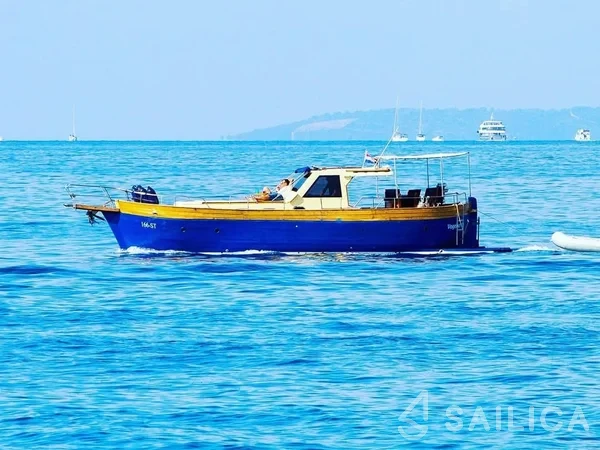 Leut - Yacht Charter Sailica