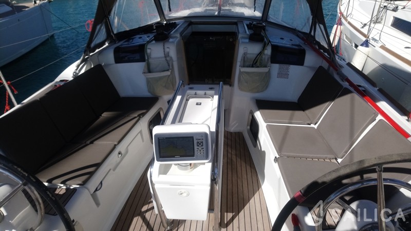 Sun Odyssey 409 - Yacht Charter Sailica