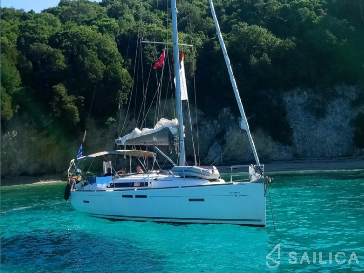 Sun Odyssey 409 - Yacht Charter Sailica
