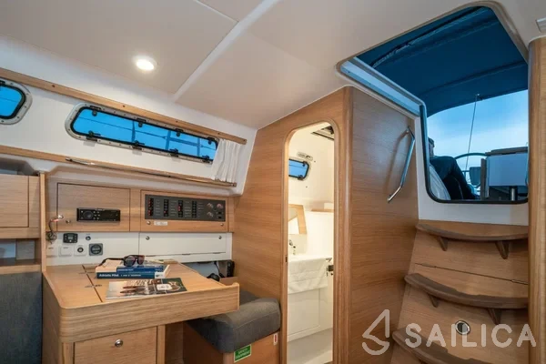 Xc 35 - Yacht Charter Sailica