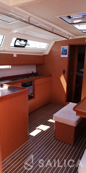 Bavaria 46 Cruiser - Yacht Charter Sailica