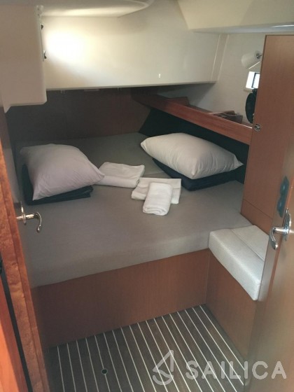 Bavaria 46 Cruiser - Yacht Charter Sailica