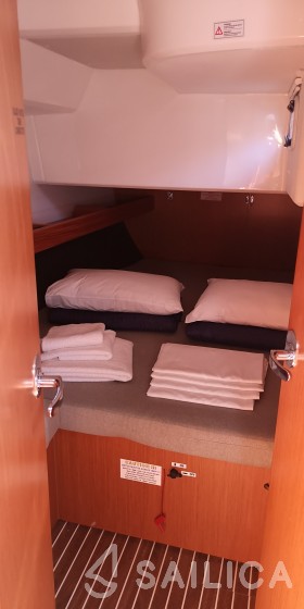 Bavaria 46 Cruiser - Yacht Charter Sailica