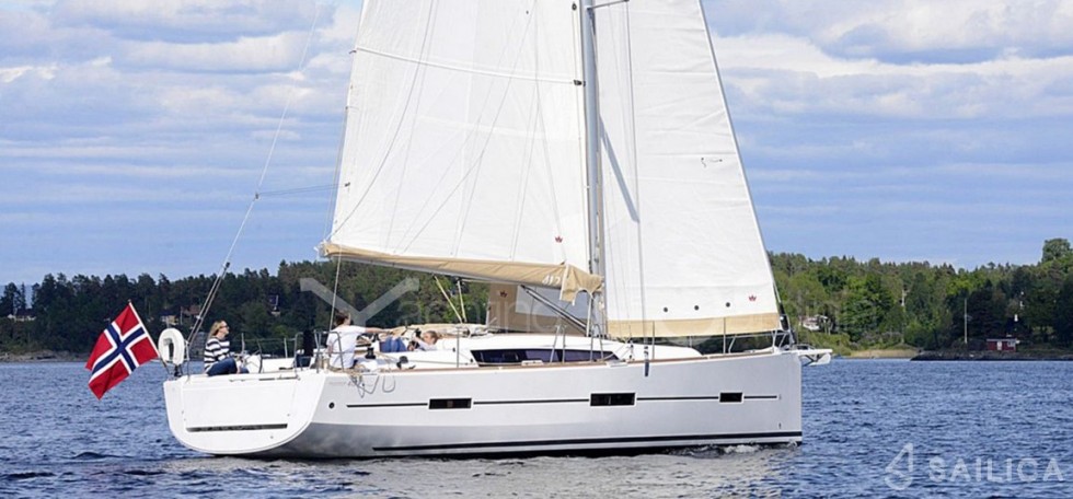 Dufour 412 Grand large - Yacht Charter Sailica
