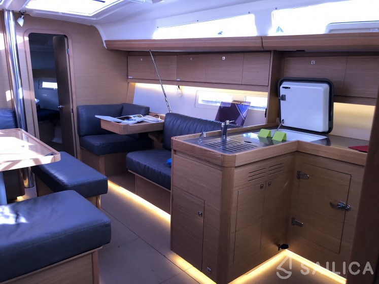 Dufour 412 Grand large - Yacht Charter Sailica