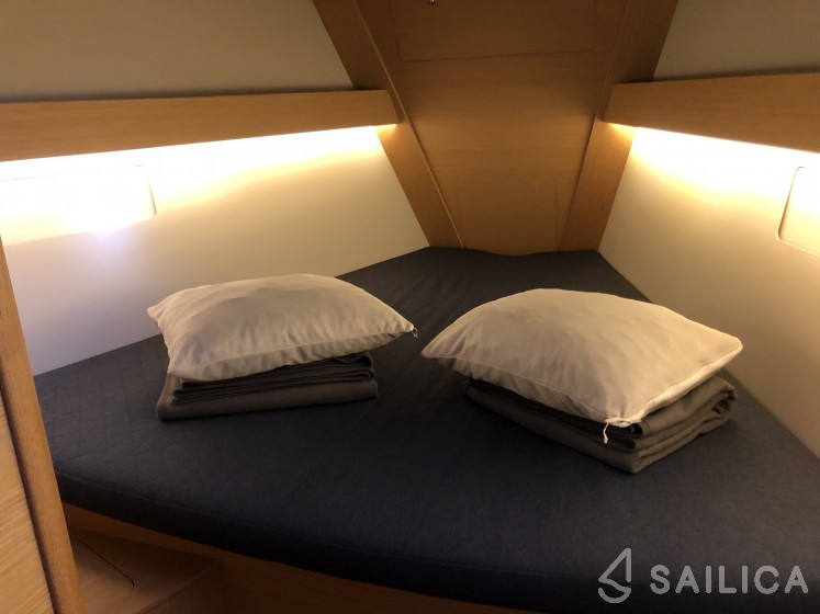 Dufour 412 Grand large - Yacht Charter Sailica