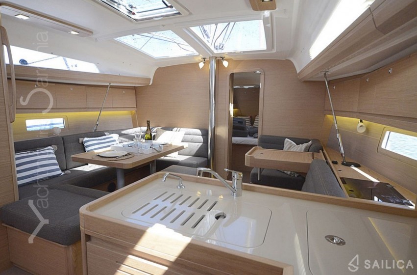 Dufour 412 Grand large - Yacht Charter Sailica