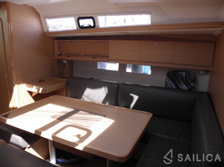 Dufour 460 GL - Yacht Charter Sailica