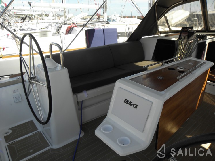 Dufour 460 GL - Yacht Charter Sailica