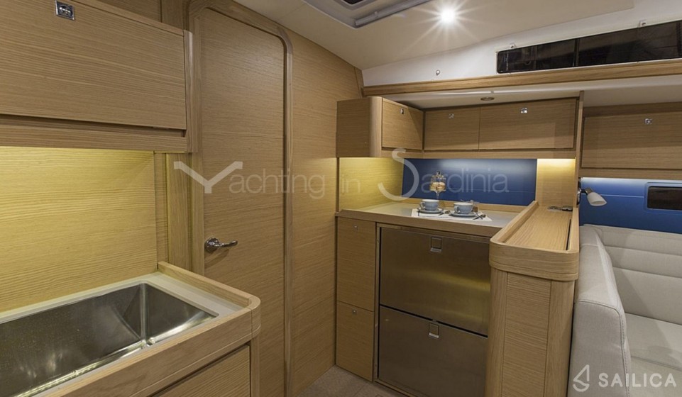Dufour 460 GL - Yacht Charter Sailica