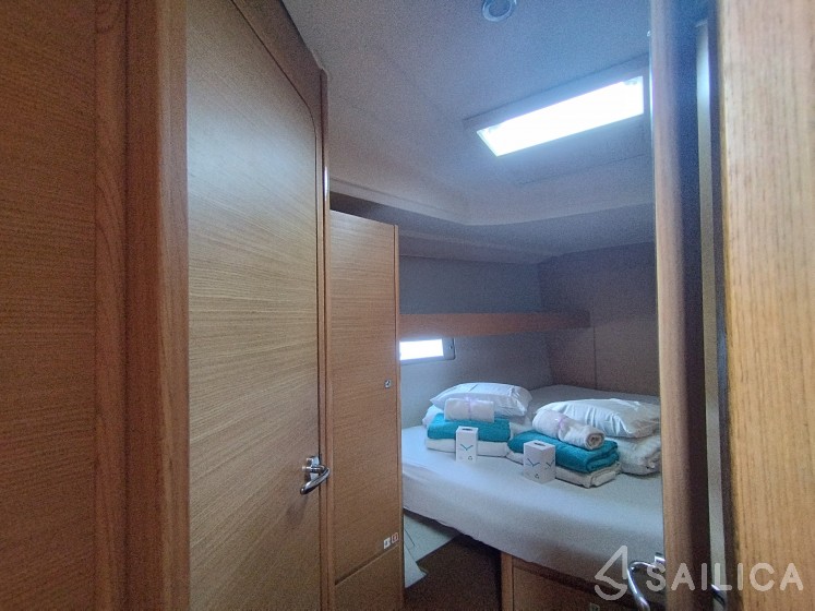 Dufour 460 GL - Yacht Charter Sailica