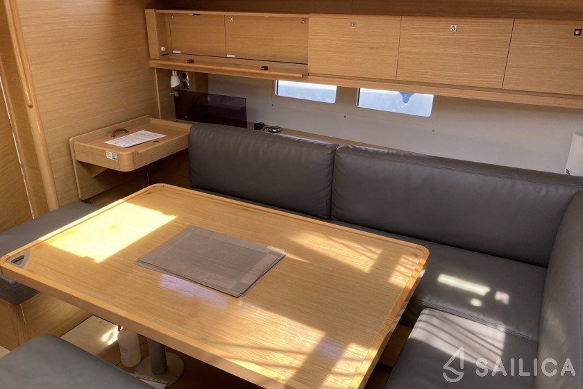 Dufour 460 GL - Yacht Charter Sailica