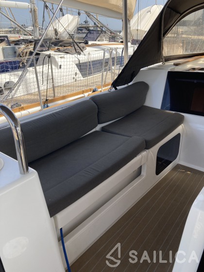 Dufour 460 GL - Yacht Charter Sailica