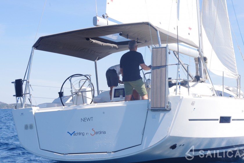 Dufour 460 GL - Yacht Charter Sailica