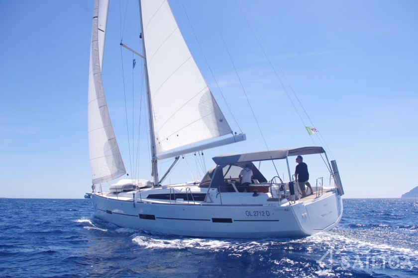Dufour 460 GL - Yacht Charter Sailica