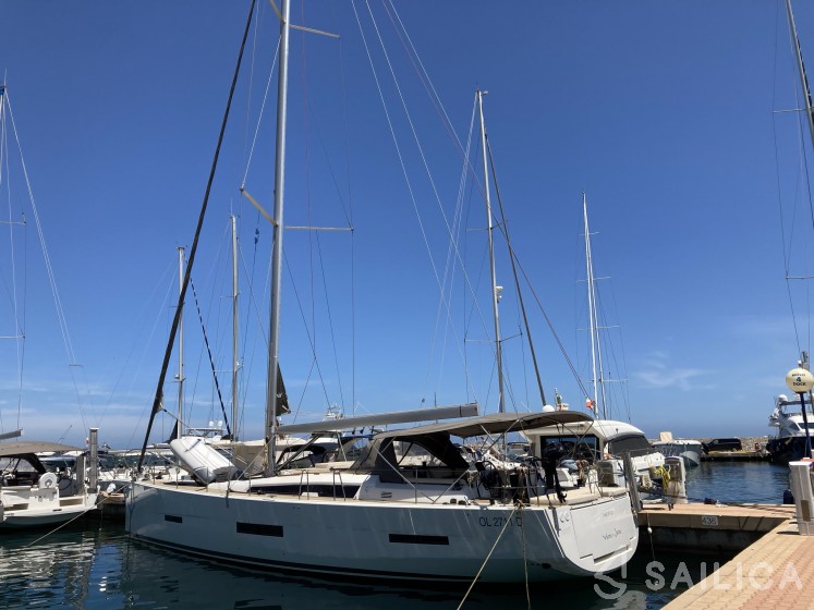 Dufour 56 Exclusive - Yacht Charter Sailica