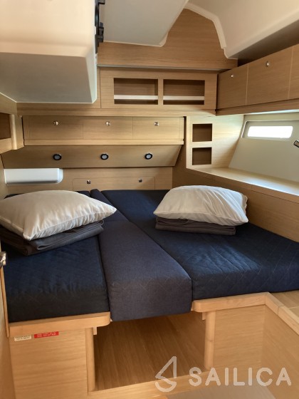 Dufour 56 Exclusive - Yacht Charter Sailica