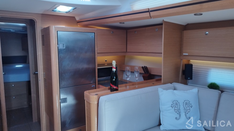Dufour 56 Exclusive - Yacht Charter Sailica