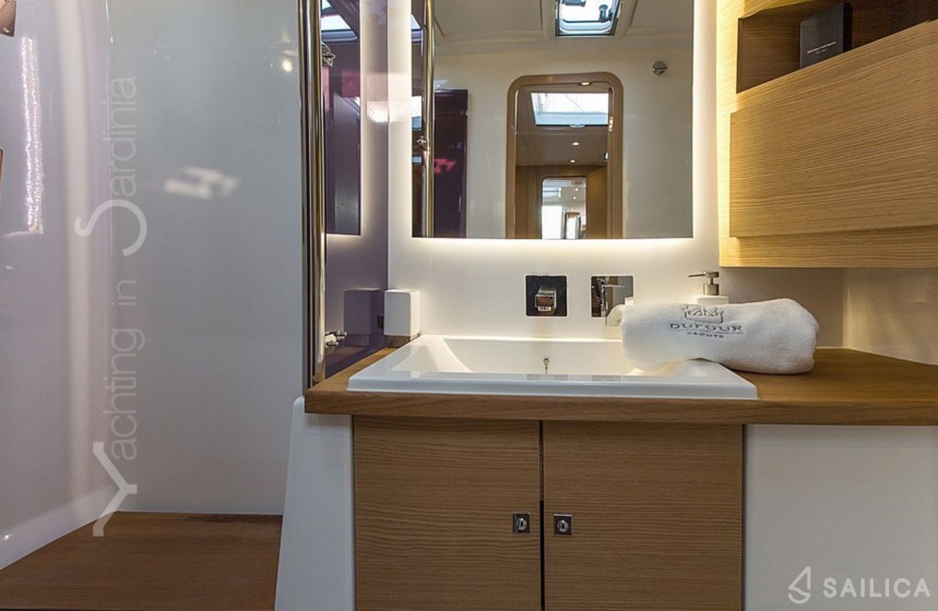 Dufour 56 Exclusive - Yacht Charter Sailica