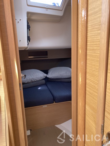 Dufour 390 Grand Large - Yacht Charter Sailica