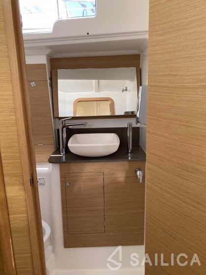 Dufour 390 Grand Large - Yacht Charter Sailica