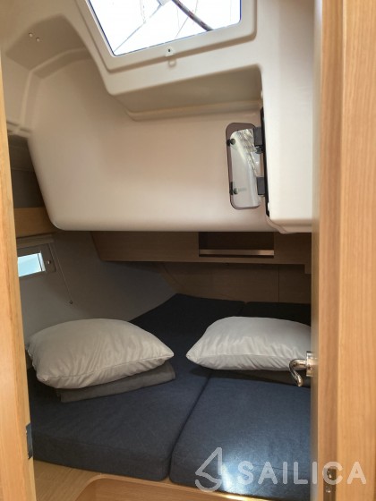 Dufour 390 Grand Large - Yacht Charter Sailica
