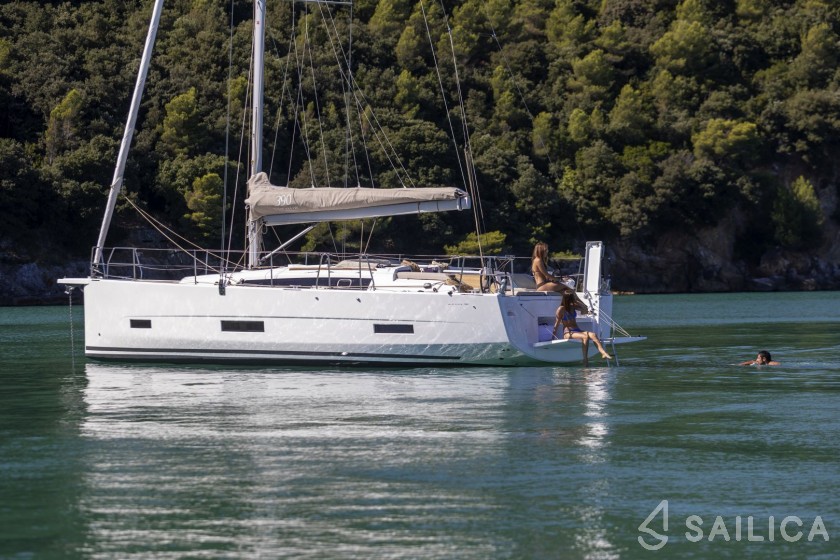 Dufour 390 Grand Large - Yacht Charter Sailica