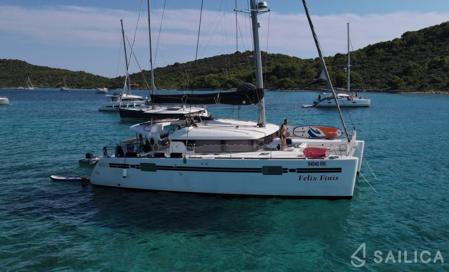 Lagoon 450 Sport - Yacht Charter Sailica