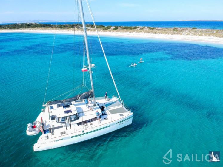 Lagoon 450 Sport - Yacht Charter Sailica