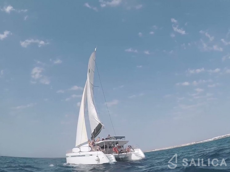 Lagoon 450 Sport - Yacht Charter Sailica