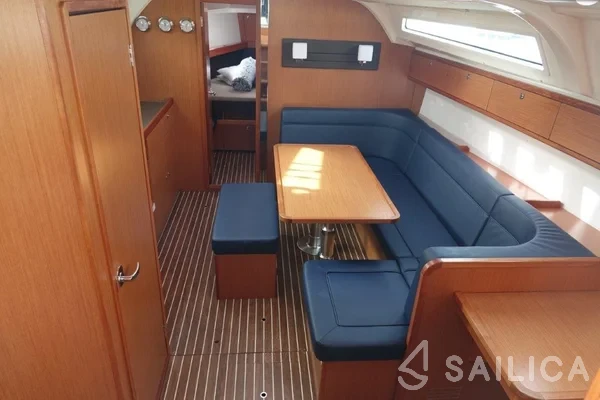 Bavaria 41 Cruiser - Yacht Charter Sailica