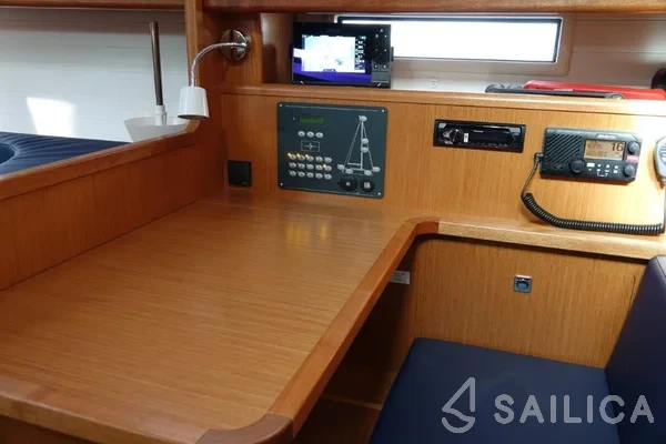 Bavaria 41 Cruiser - Yacht Charter Sailica