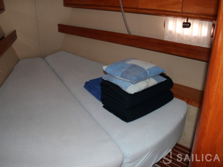 Bavaria 46 Cruiser - Yacht Charter Sailica