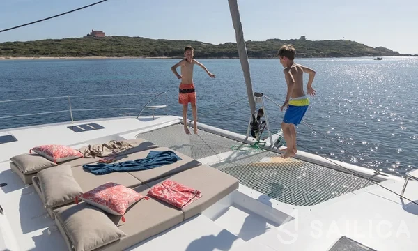 Saona 47 - Yacht Charter Sailica