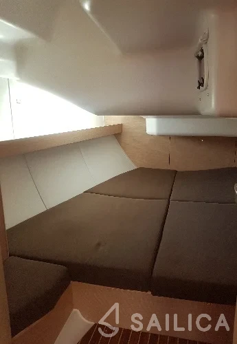 Elan 45 Impression - Yacht Charter Sailica